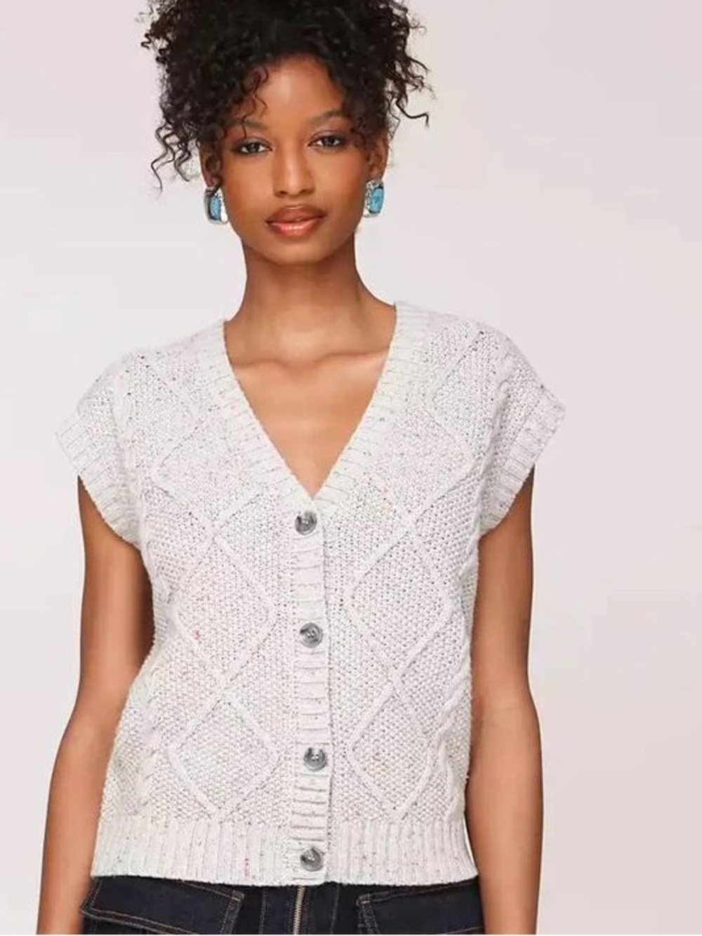 Avec Les Filles V-Neck Button-Front Cable Knit Sweater Vest in Light Gray